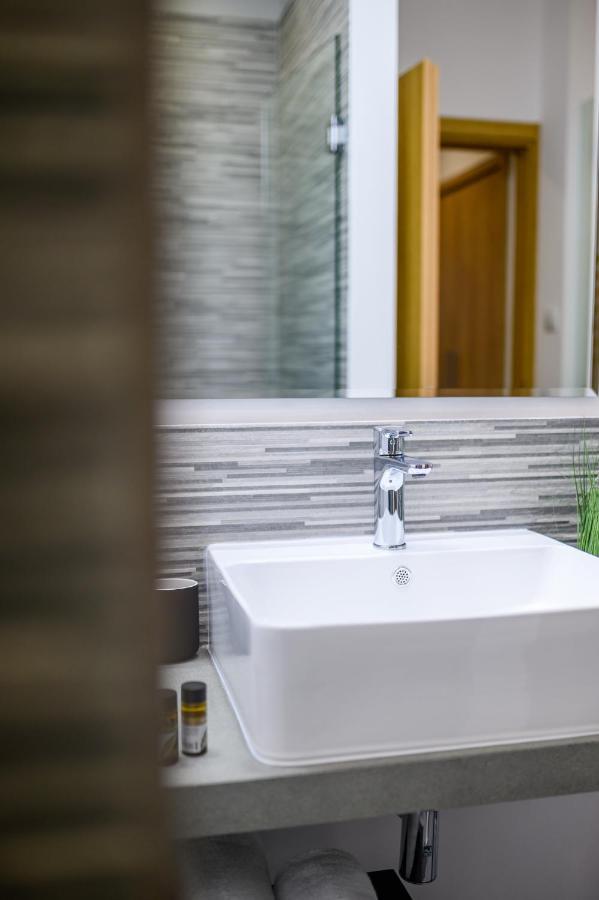 Magnolia City Suite Patras Exterior photo